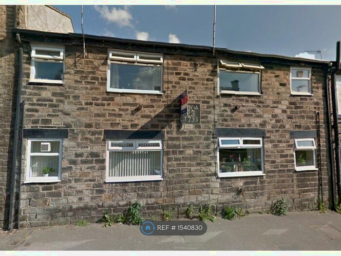 1 Bedroom Flat To Rent In Church Street, Littleborough, OL15