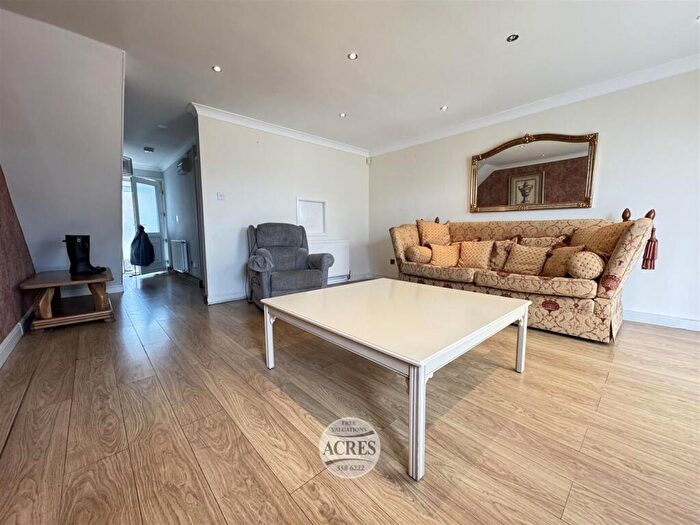 3 Bedroom Terraced House For Sale In Edmonton Avenue, Great Barr, Birmingham, B44