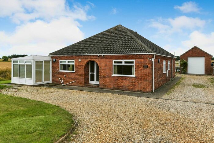 3 Bedroom Detached Bungalow For Sale In High Road, Saddlebow, King's Lynn, PE34