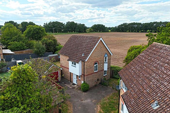 3 Bedroom Detached House For Sale In Kestrel Close, Beck Row, Bury St. Edmunds, Suffolk, IP28