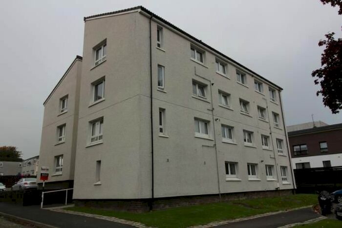 1 Bedroom Flat To Rent In Blantyre Court, Erskine PA8