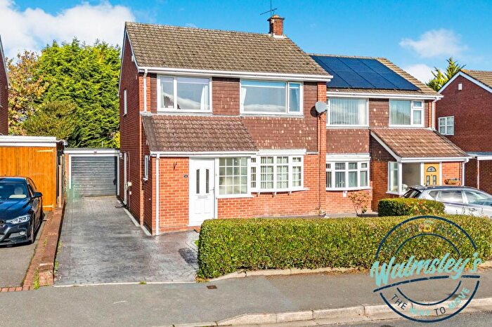3 Bedroom Semi-Detached House For Sale In Finnemore Close, Coventry, CV3