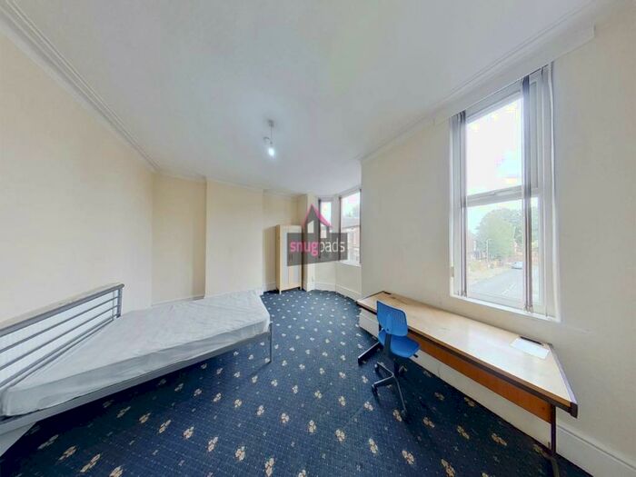 7 Bedroom House To Rent In Barrfield Road, Salford, M6