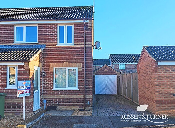 3 Bedroom Semi-detached House For Sale In Woodbridge Way, King's Lynn, PE30