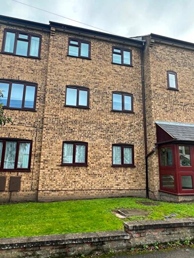 2 Bedroom Flat To Rent In Flat, Hillview Court, - Roxborough Road, Harrow, HA1