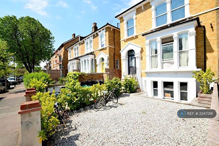4 Bedroom Flat To Rent In Evering Road, London, E5