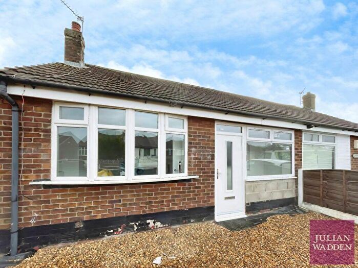 2 Bedroom Bungalow To Rent In Mansfield Avenue, Denton, Manchester, Greater Manchester, M34