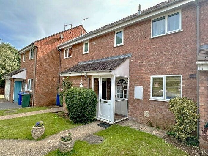 3 Bedroom Terraced House To Rent In Keytes Close, Adderbury, Oxon, OX17