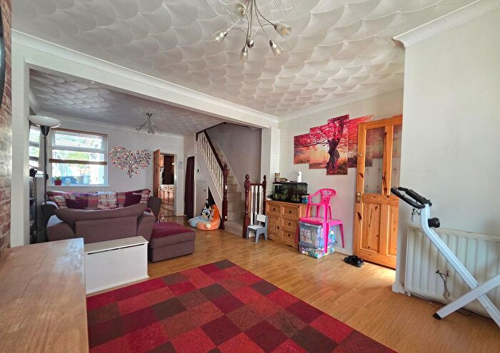 3 Bedroom Property To Rent In Garfield Road, Gillingham, ME7