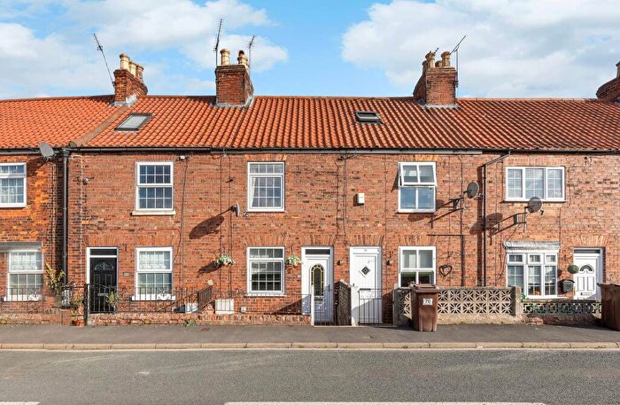 2 Bedroom Terraced House For Sale In Wighill Lane, Tadcaster, LS24