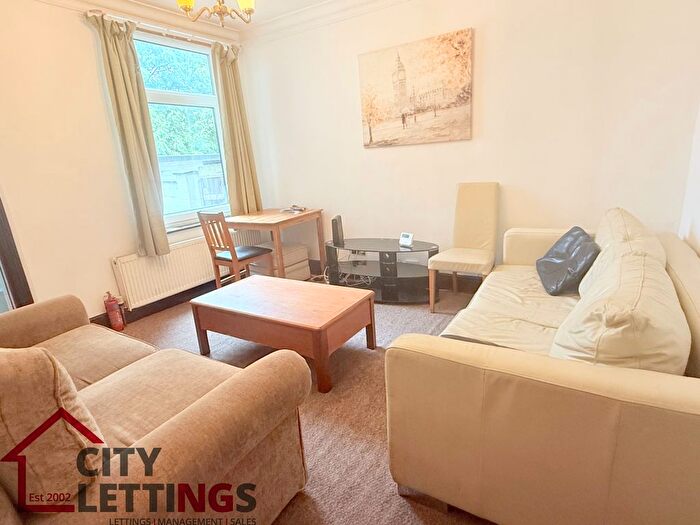 5 Bedroom End Of Terrace House To Rent In Rosebery Avenue, West Bridgford, NG2