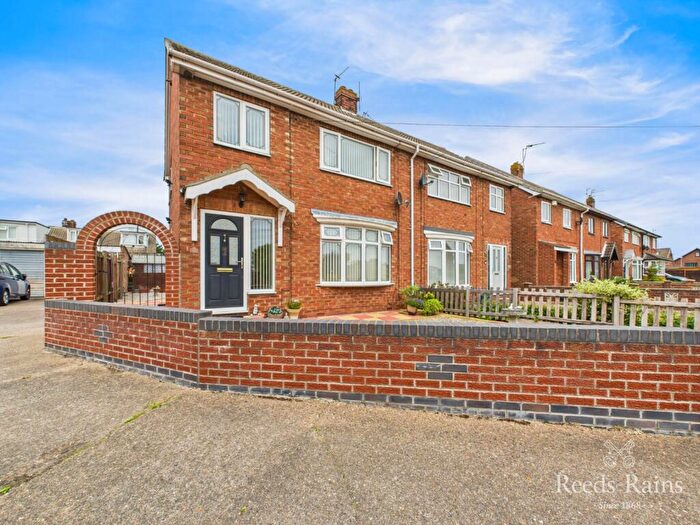 3 Bedroom Semi-Detached House For Sale In Galfrid Road, Bilton, Hull, East Yorkshire, HU11