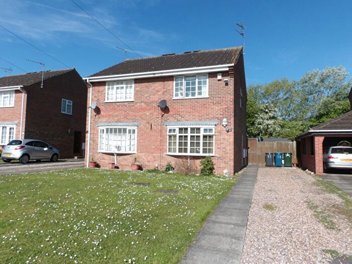 2 Bedroom Property To Rent In Milburn Grove, Nottingham, NG13