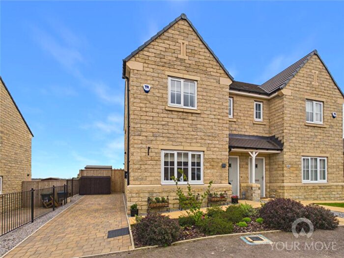 3 Bedroom Semi Detached House For Sale In Merlin Drive, Barnard Castle, Durham, DL12