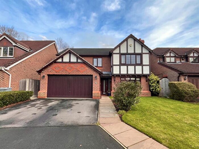 5 Bedroom Detached House For Sale In Orwell Close, Wilmslow, Cheshire, SK9