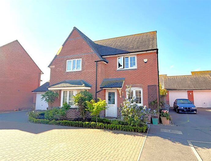 4 Bedroom Detached House For Sale In Cover Drive, Bottesford, NG13