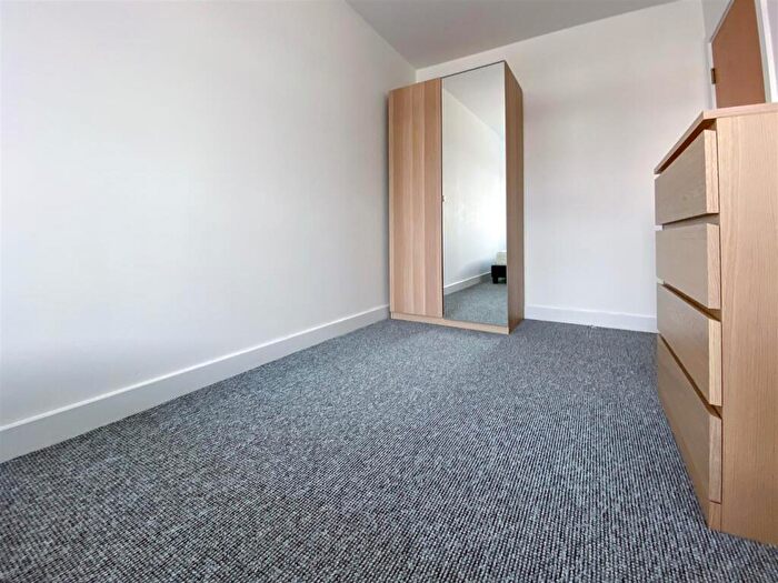 2 Bedroom Apartment To Rent In Southpoint, Lane End Road, Burnage, M19