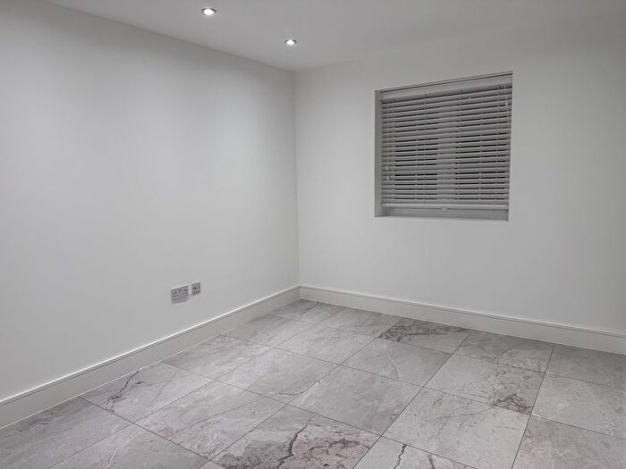 2 Bedroom Flat To Rent In Broomfield Road, Chelmsford, CM1
