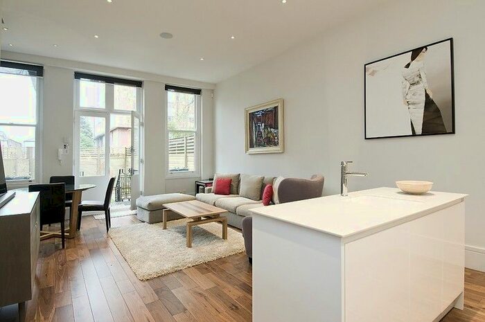 2 Bedroom Flat To Rent In Brechin Place, London, SW7