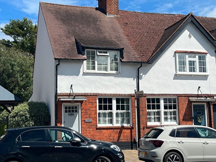 2 Bedroom End Terrace House For Sale In Windsor Street, Chertsey, KT16
