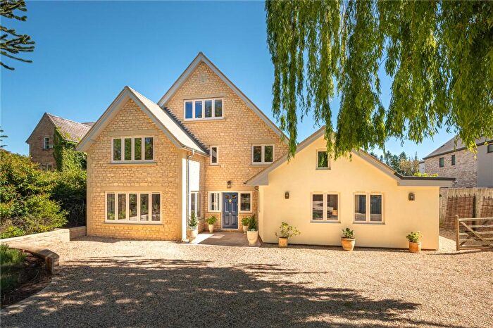 5 Bedroom Detached House For Sale In Bagley Wood Road, Kennington, Oxford, Oxfordshire, OX1