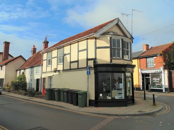 2 Bedroom Apartment To Rent In Broad Street, Harleston, Norfolk, IP20