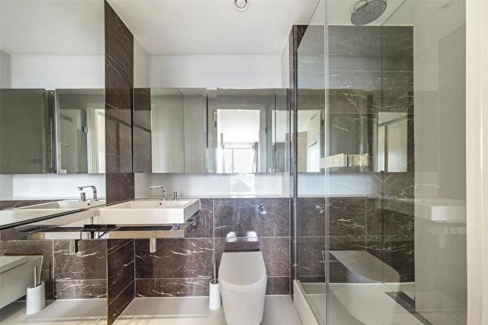 2 Bedroom Apartment To Rent In Baltimore Wharf, Canary Wharf, London, E14