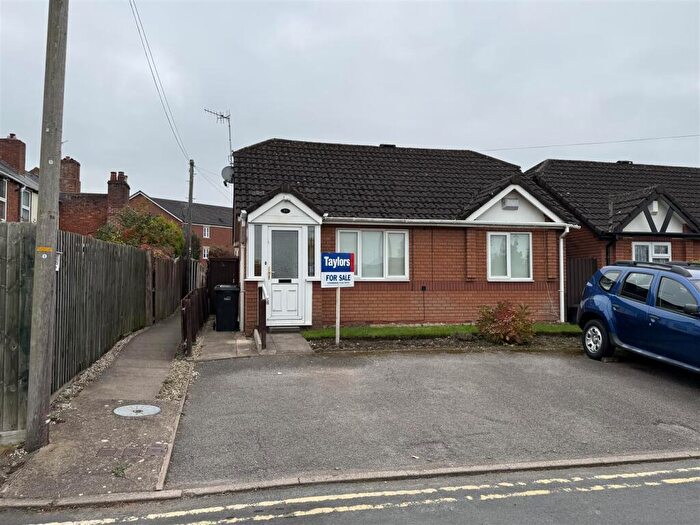 2 Bedroom Detached Bungalow For Sale In Mount Street, Stourbridge, DY8