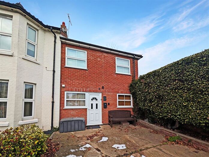 2 Bedroom End Terrace House To Rent In Maldon Road, Colchester, CO3