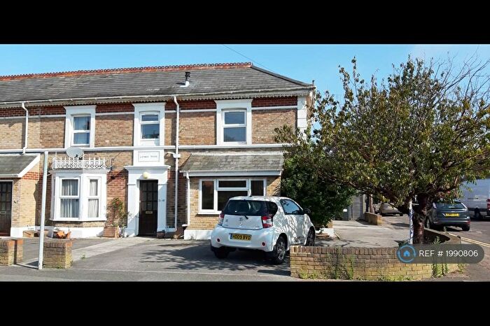 1 Bedroom Flat To Rent In Latimer House, Bournemouth, BH9