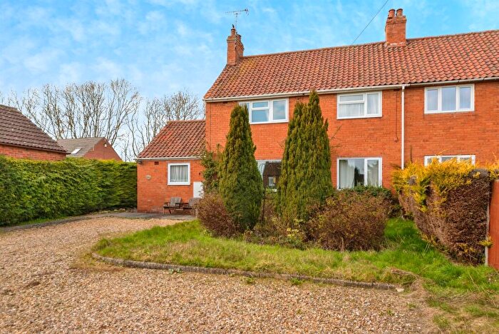 3 Bedroom Semi-Detached House For Sale In Woolsthorpe Road, Woolsthorpe By Colsterworth, Grantham, NG33