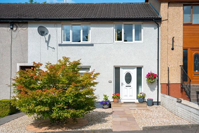 3 Bedroom Terraced House For Sale In Easter Craig Gardens, Saline, KY12