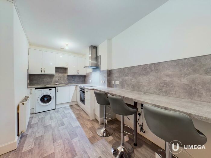 3 Bedroom Flat To Rent In Parsons Green Terrace, Meadowbank, Edinburgh, EH8