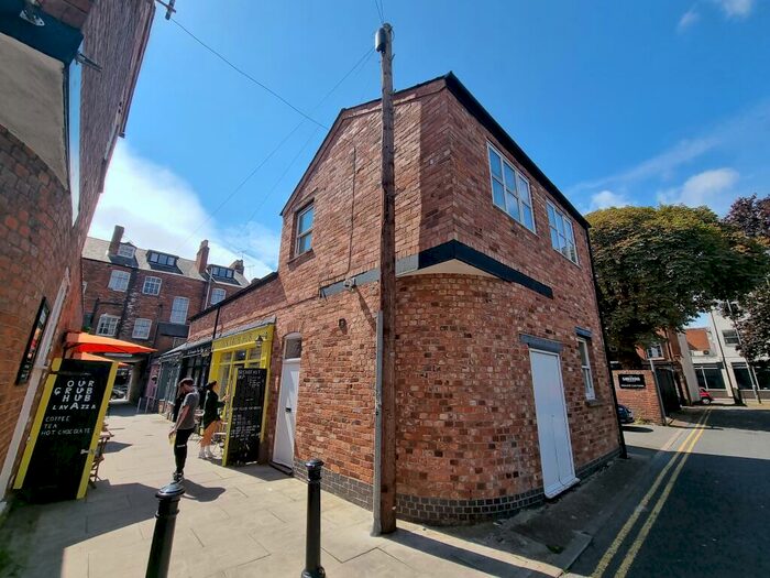 6 Bedroom Semi-Detached House To Rent In G (Rear Flat) Warwick Street, Leamington Spa, CV32