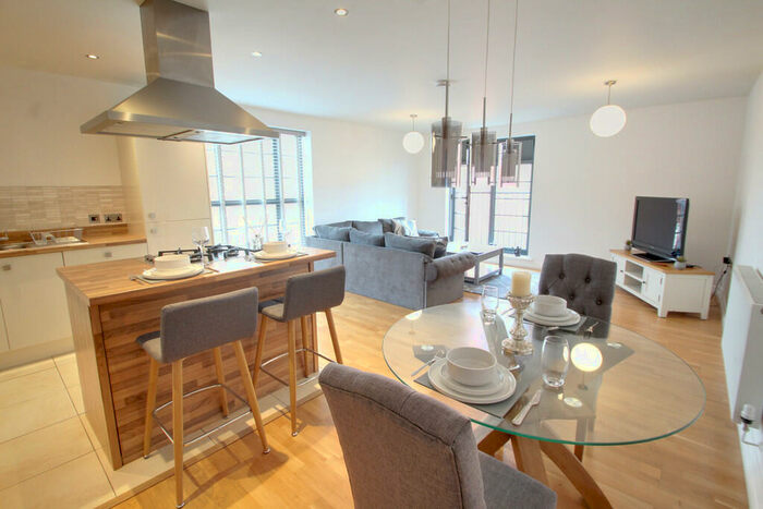 2 Bedroom Apartment To Rent In Knighton Church Road, Leicester, LE2