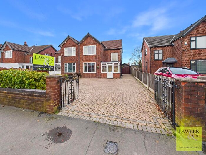3 Bedroom Semi-Detached House For Sale In Cavendish Road, Hazel Grove, Stockport, Cheshire, SK7