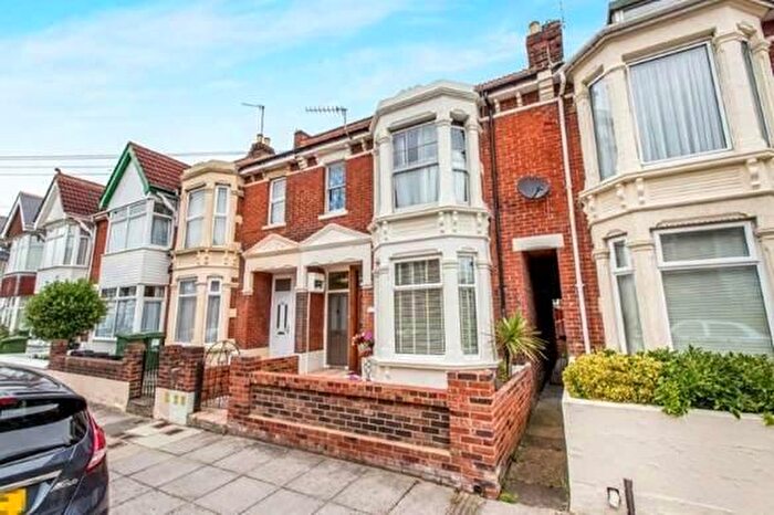 3 Bedroom Flat To Rent In Oriel Road, Portsmouth, PO2