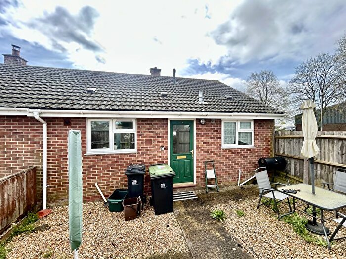 1 Bedroom Bungalow For Sale In Ten Acres, Shaftesbury - No Onward Chain, SP7