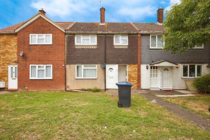 3 Bedroom Terraced House For Sale In Montagu Road, London, London, N9