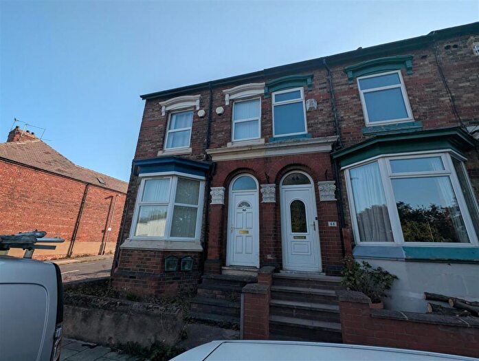 3 Bedroom Apartment For Sale In Eastmount Road, Darlington, DL1