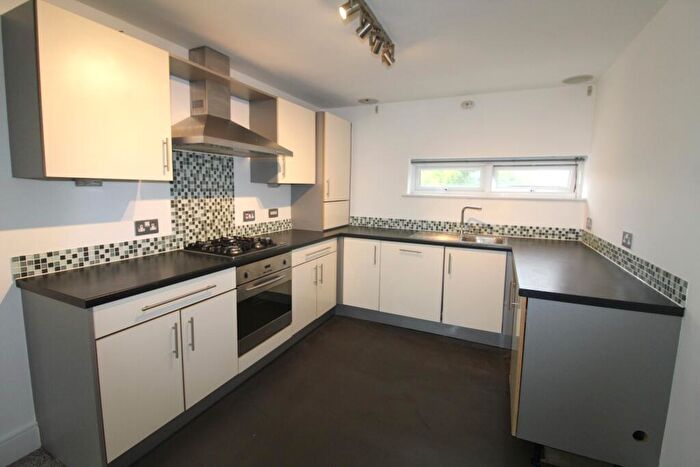 2 Bedroom Flat To Rent In Fore Hamlet, Ipswich, IP3