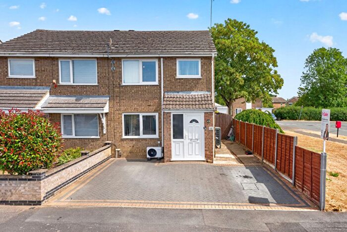 3 Bedroom Semi-Detached House For Sale In Castle Close, Corby, NN18