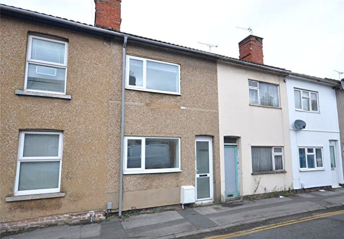 2 Bedroom Terraced House To Rent In Albion Street, Swindon, SN1