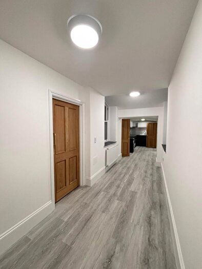 2 Bedroom Flat To Rent In Cromwell Road, Hove, BN3