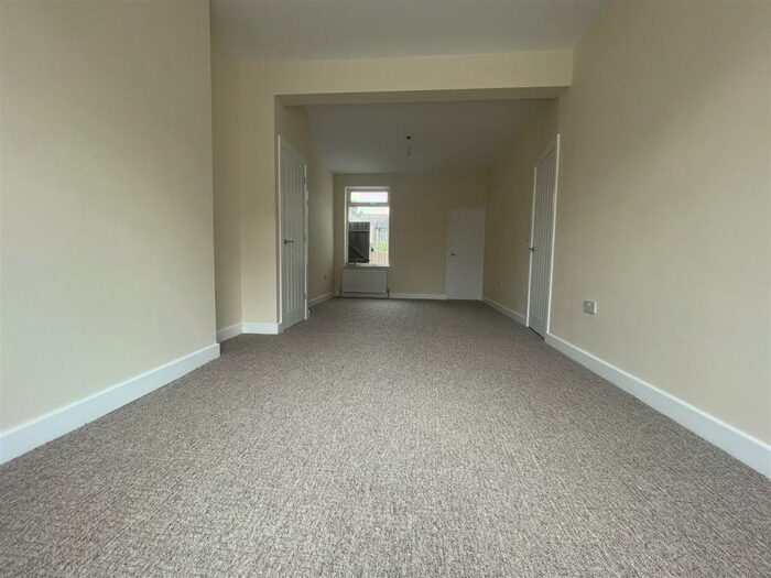 3 Bedroom House To Rent In Titchfield Road, Enfield, EN3