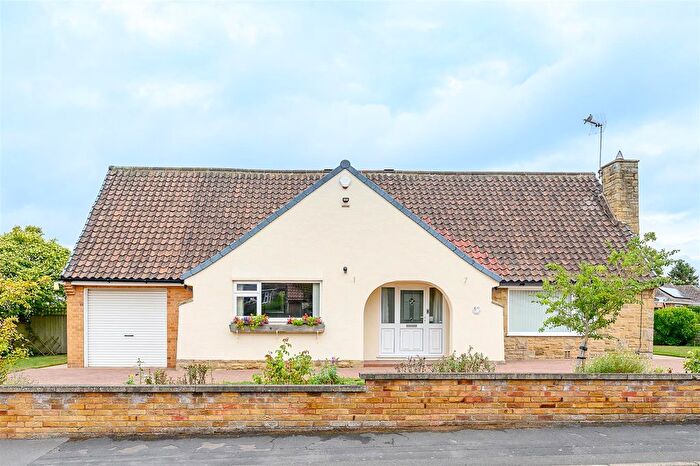 5 Bedroom Detached House For Sale In Dikelands Lane, Upper Poppleton, York, YO26