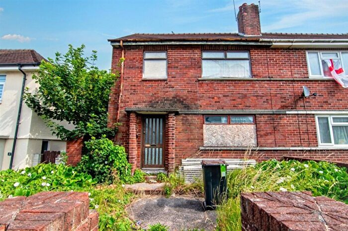 3 Bedroom Semi-Detached House For Sale In Forshaw Avenue, Blackpool, FY3