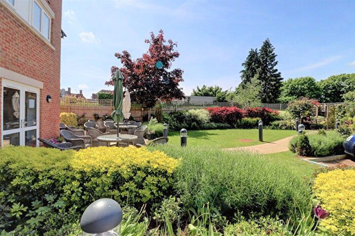 2 Bedroom Flat For Sale In Trinity Place, Beaumont Way, Hazlemere, High Wycombe, HP15