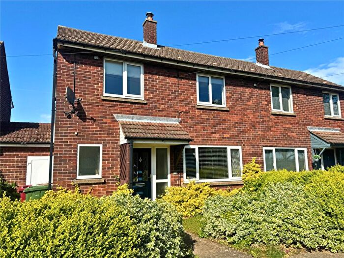 2 Bedroom Semi-Detached House For Sale In Henlow Close, Kirton Lindsey, Lincolnshire, DN21