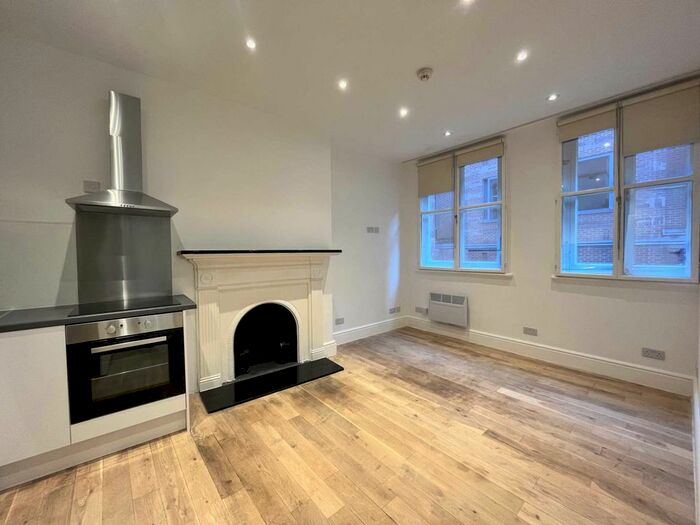 1 Bedroom Flat To Rent In Villiers Street, Covent Garden, WC2N